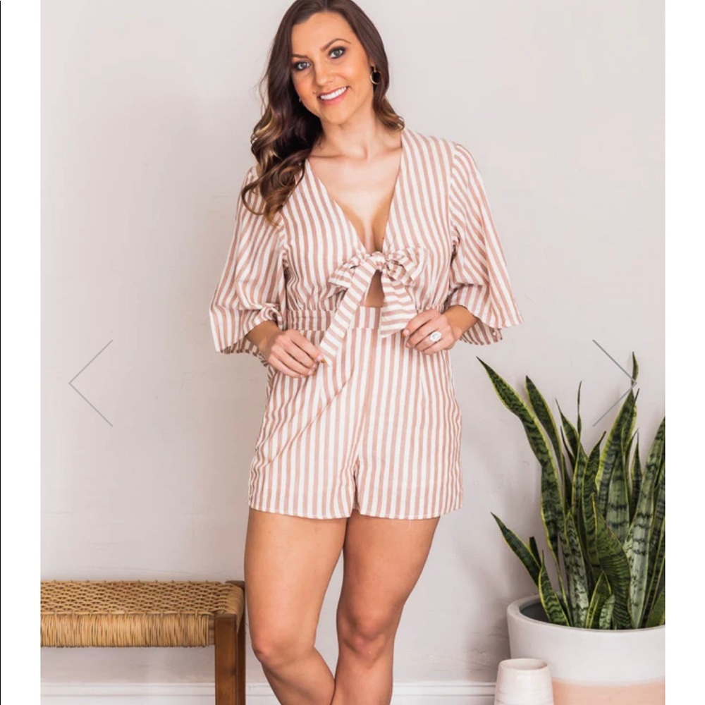 Short sleeved romper